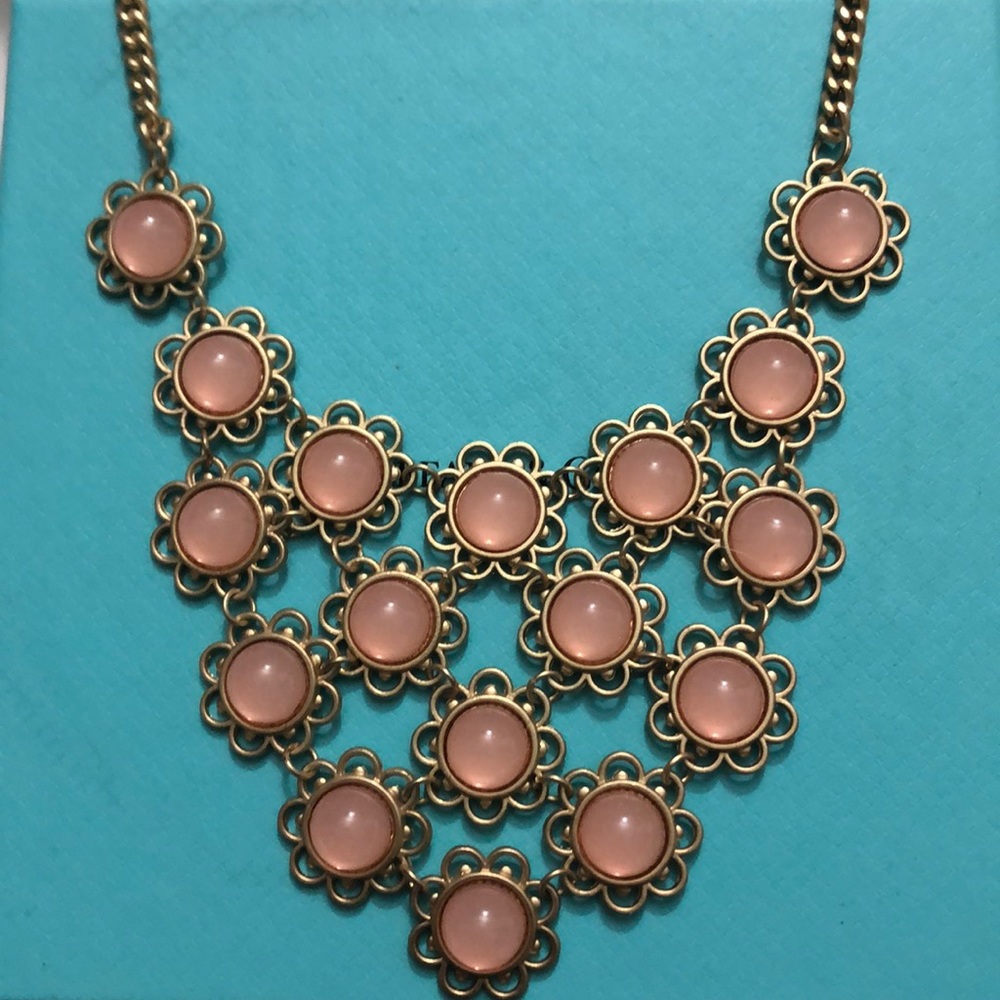 Gold and pink collar necklace